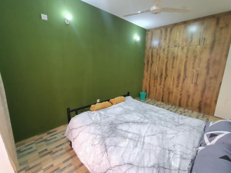 1 Bedroom Fully Furnished Luxurious Apartment Voi Town Exterior foto