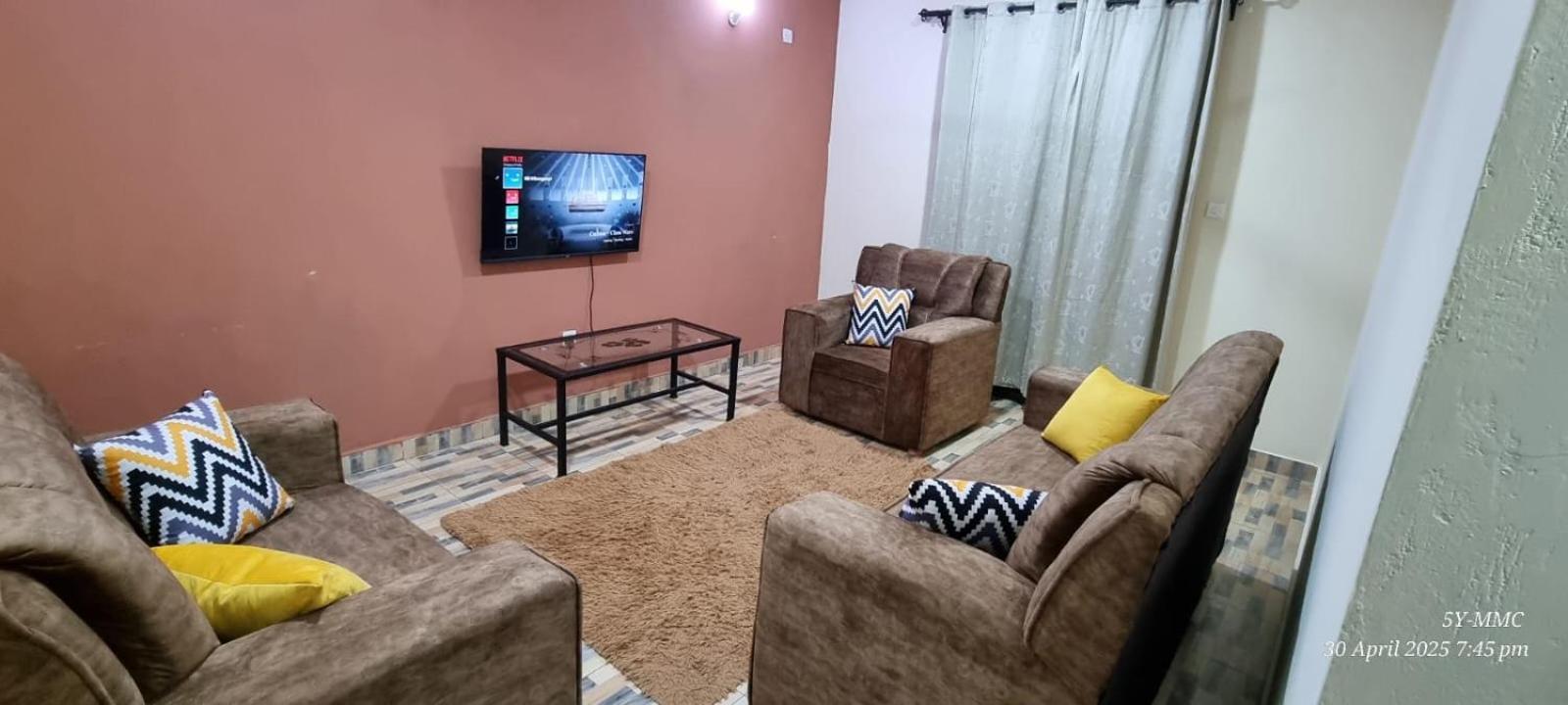 1 Bedroom Fully Furnished Luxurious Apartment Voi Town Exterior foto