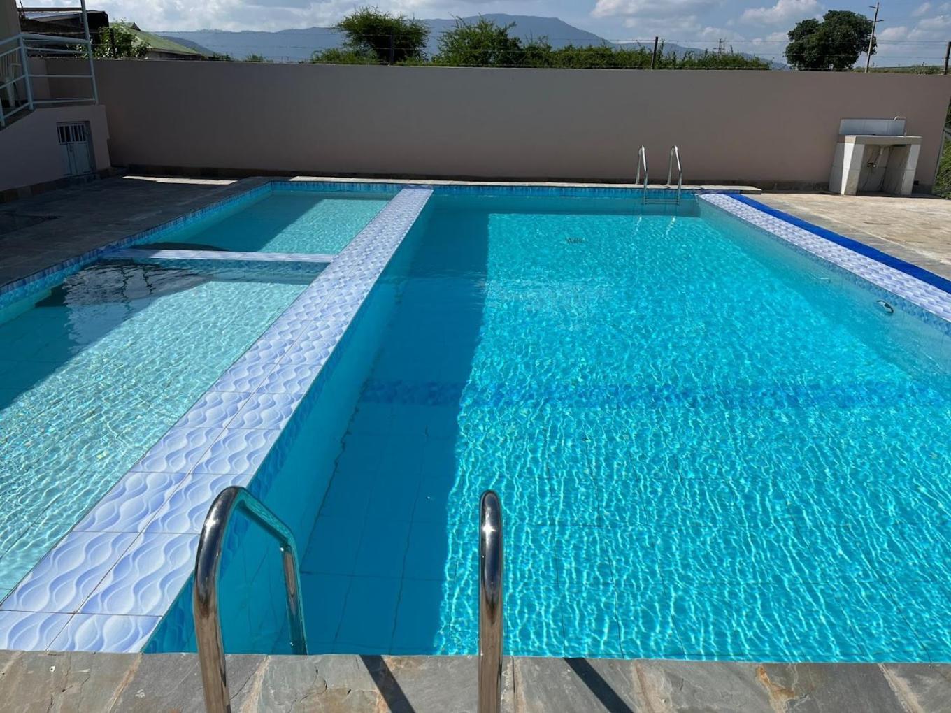 1 Bedroom Fully Furnished Luxurious Apartment Voi Town Exterior foto